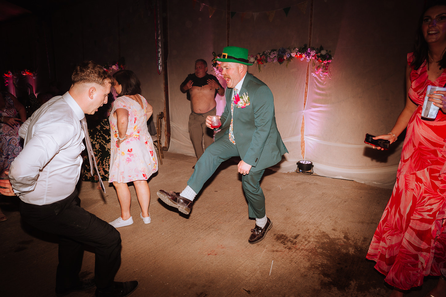 ALICIA HARRY SWALLOW BARN WEDDING PHOTOGRAPHY 035 ALICIA HARRY SWALLOW BARN WEDDING PHOTOGRAPHY 035